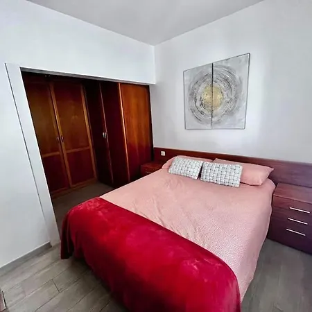 En Ciudad Jardín Apartamento *