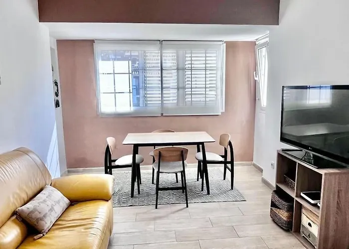 En Ciudad Jardin * Las Palmas de Gran Canaria